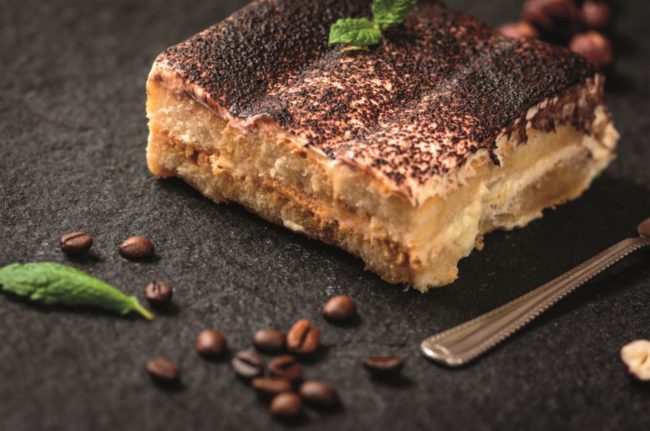 Ricetta classica Tiramisù al caffè, il dolce della tradizione italiana - COFF-E
