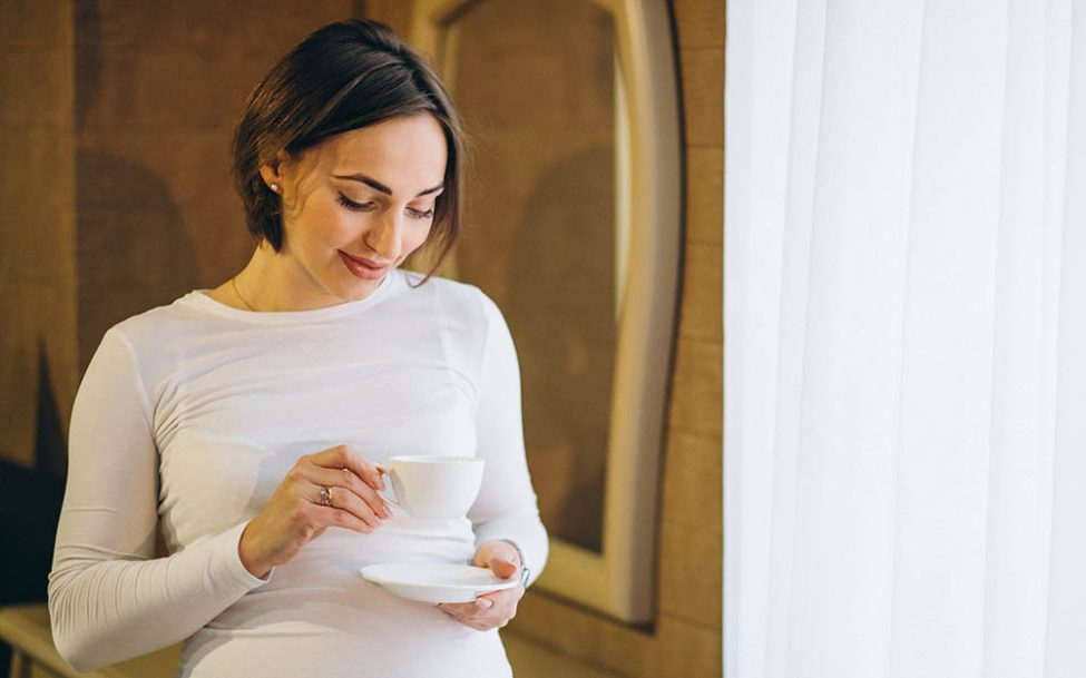 Effetti del caffè sull'intestino: sapevi che porta anche benefici? - COFF-E